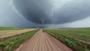 No Olho da Tempestade: Caçadores de Tornados: 1×4