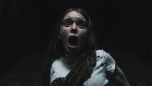 Carrie, a Estranha: 1×4